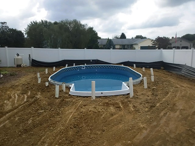 Radiant-Pools---in-Ground-Pool-Installation-min