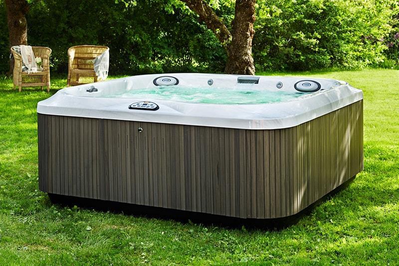 jacuzzi-hot-tub-lawn-install-maryland-pennsylvania