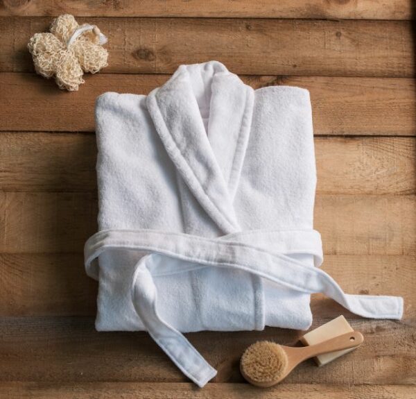 7 Best Winter Hot Tub Accessories For Your Spa