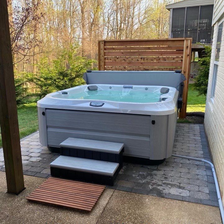 Jacuzzi® J-385 Installation