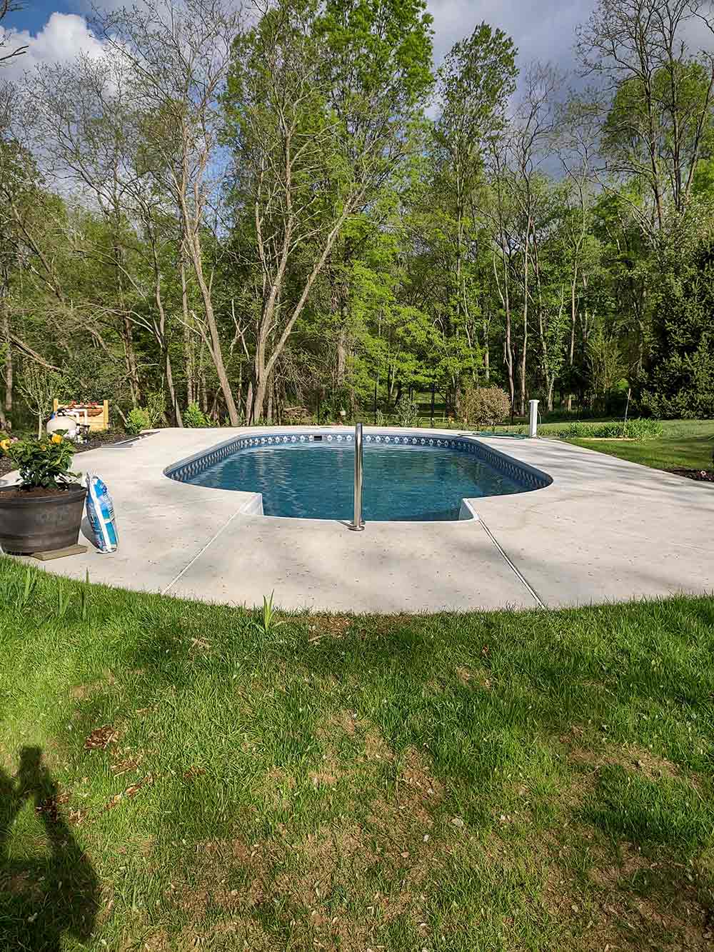 pool construction by Van Dorn Pools and Spas