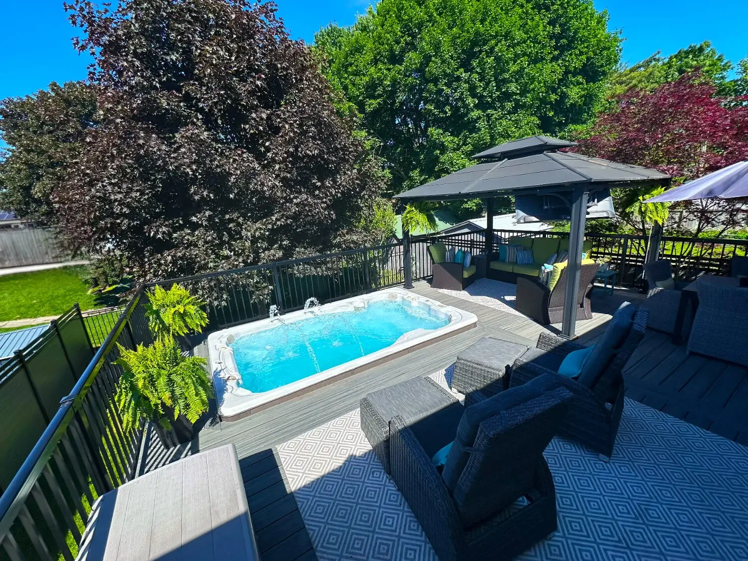 HP26-Woodstock-Install-13FFP-Swim-Spa-Daytime-Image8318
